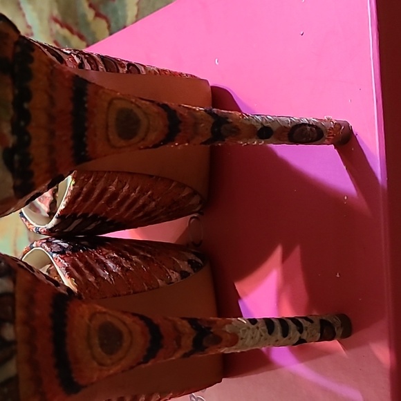 Betsey Johnson Sandals Size: US 7.5 - Picture 6 of 7